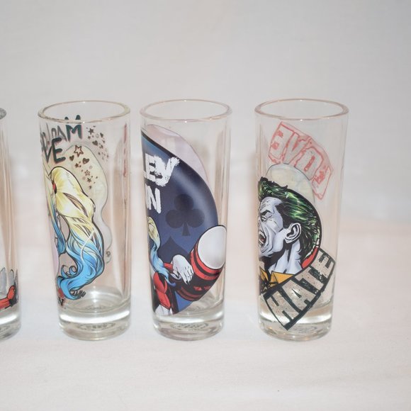 2019 Set of 4 Zak Designs Harley Quinn Tall Shot Glasses - Picture 8 of 10